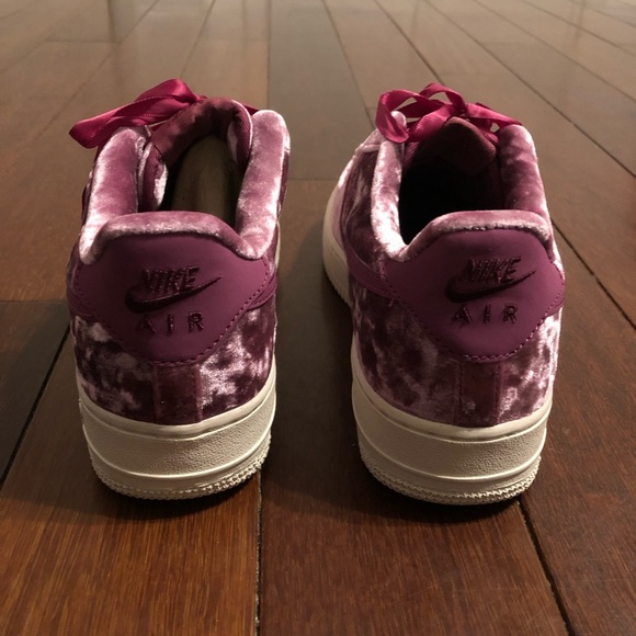 nike air force velvet pink